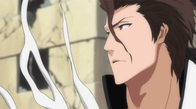 Sōsuke Aizen dans l'anime Bleach.